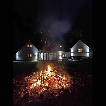 Bear Cottage, Tyn Y Cwm Eglwys-Fach Kültér fotó